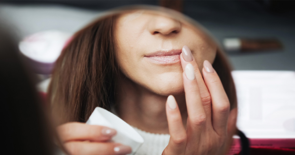 Najlepsze kosmetyki na pękające kąciki ust – Ranking TOP 5 w 2024 roku