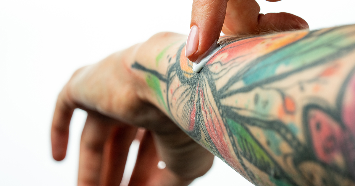 Ranking kosmetyków do pielęgnacji tatuażu – najlepsze kosmetyki do pielęgnacji tatuażu 2024 roku