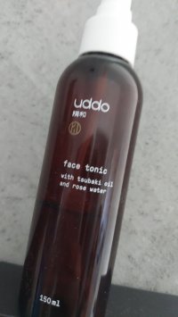 Uddo, tonik - mgiełka do twarzy z olejem tsubaki i wodą różaną