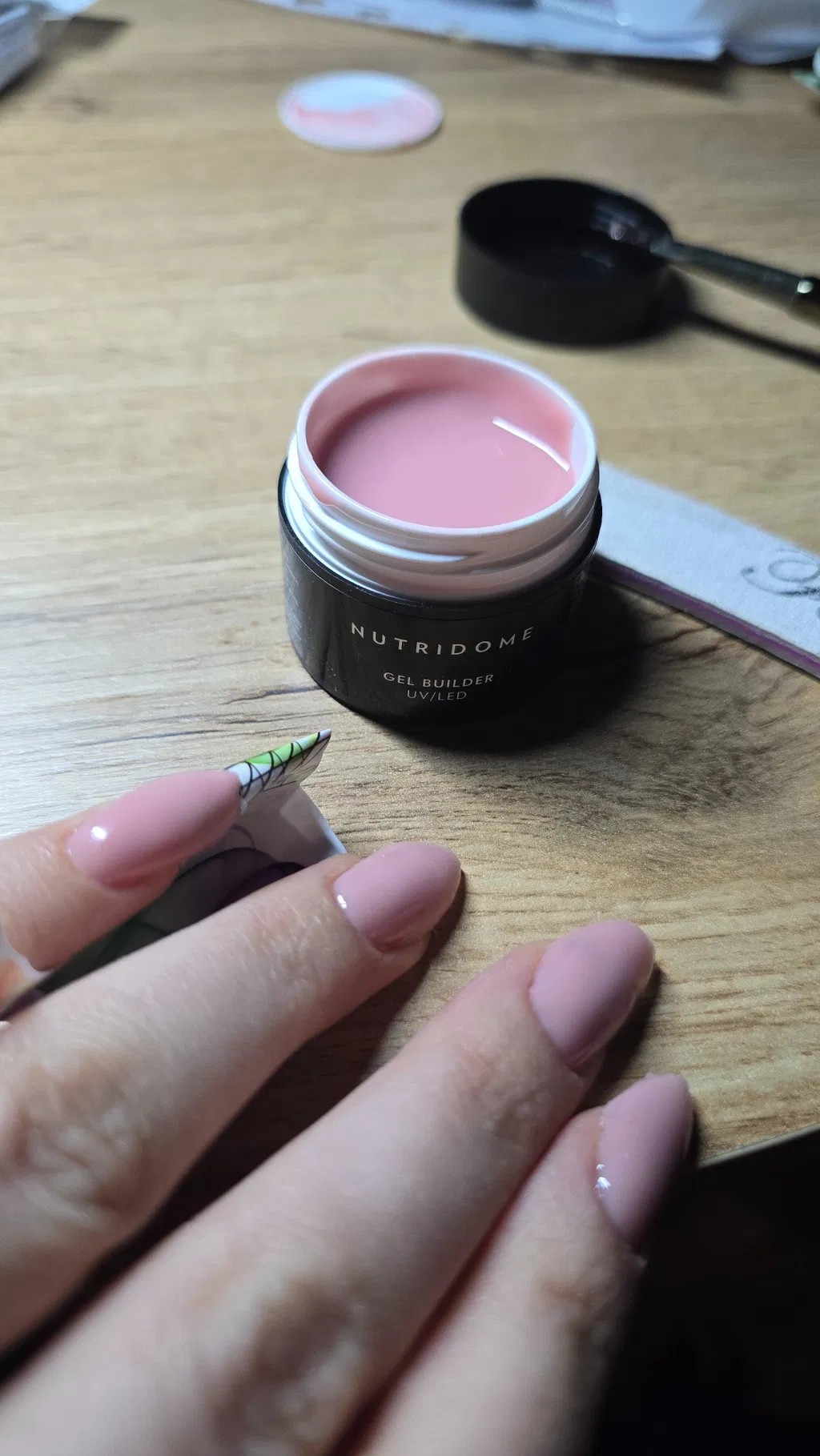 Nutridome, Żel budujący do manicure hybrydowego UV/LED do modelowania i przedłużania, Żel budujący do hybryd