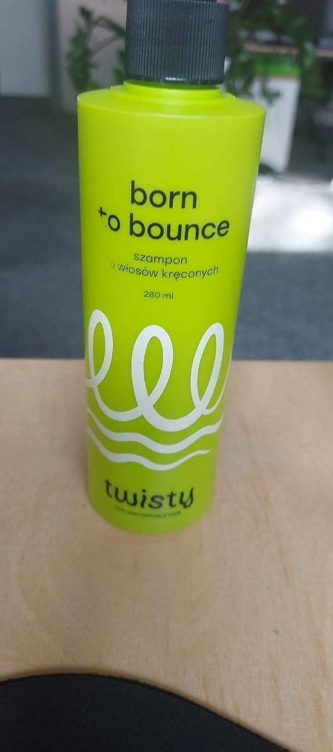 Twisty, Born to Bounce shampoo for curly hair 