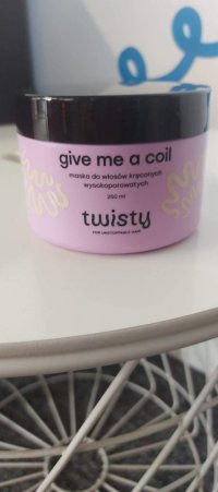 Twisty, Give me a coil, Kaukė garbanotiems, poringiems plaukams su taukmedžio sviestu ir kanapių aliejumi
