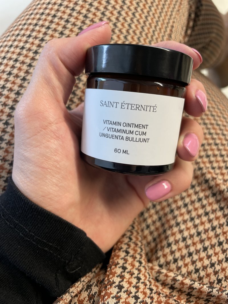 Saint Éternité, vitaminų tepalas nuo odos problemų