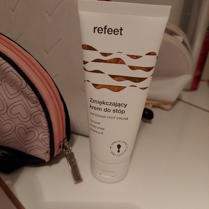 Refeet, softening cream with urea