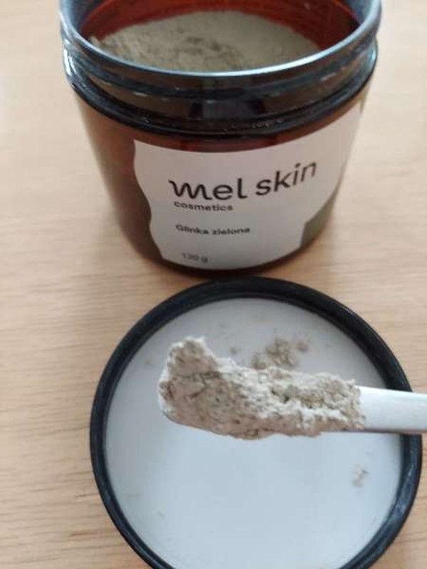 Mel Skin, grön rengörande lera med seboregulerande och anti-ageing effekt för normal och fet hud