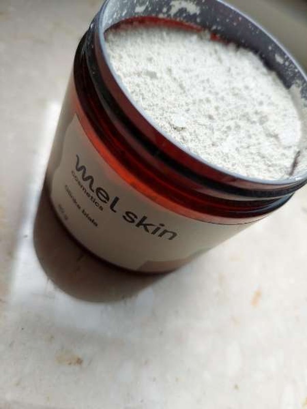 Mel Skin, White cleansing, soothing and smoothing clay for sensitive skin and hair care 