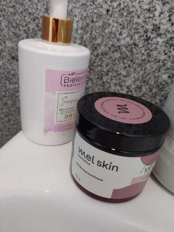 Mel Skin, The power to cleanse and regenerate the skin, Bentonite clay