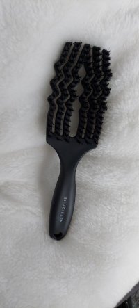 Nutridome, Hair detangling brush