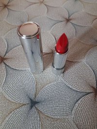 Nutridome, Sexy Red, Roter Lippenstift mit Vitamin E und Sheabutter 